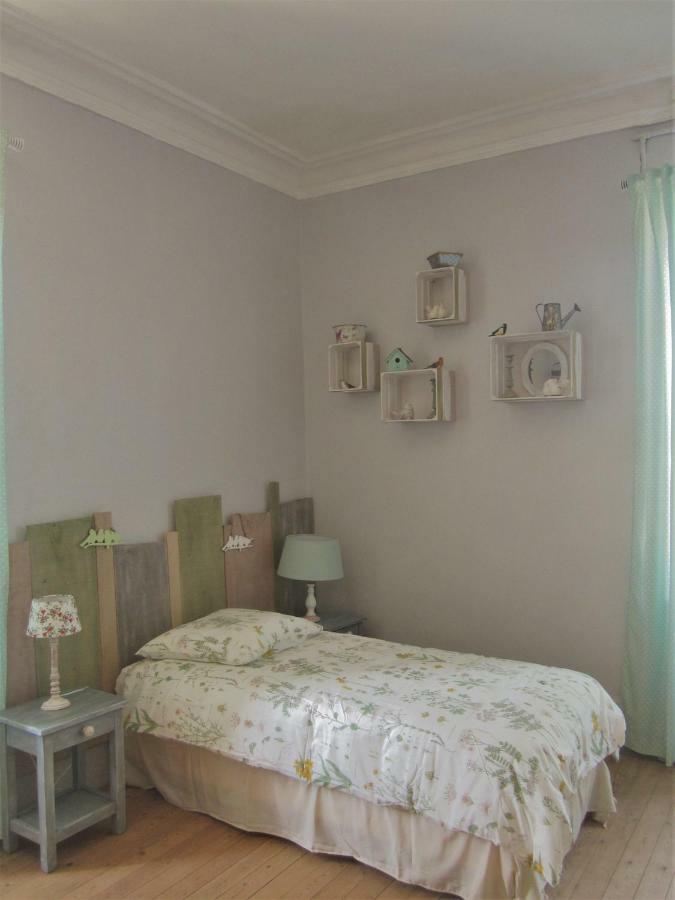 Le Manoir "Aux Douves" Panzió Bazoges-en-Paillers Kültér fotó